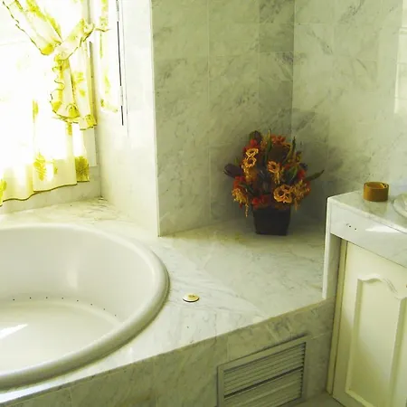 Beautiful, Bright And Spacious Duplex In Marbella Apartment